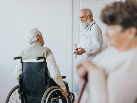 Parkinsonova bolest: Uzroci, simptomi, liječenje