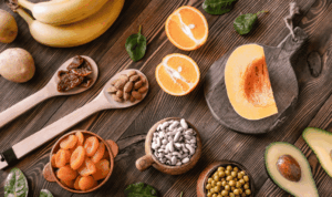 namirnice bogate kalije na drvenoj podlozi