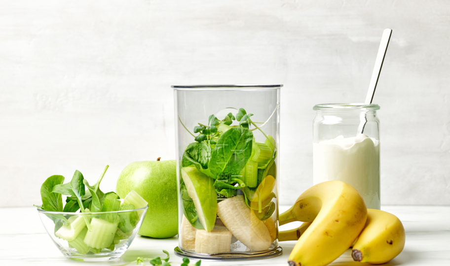 zdrave namirnice koje obiluju elektrolitima na stolu