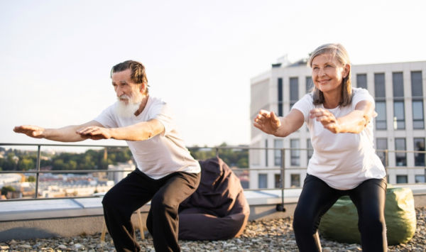 stariji bračni par vježba