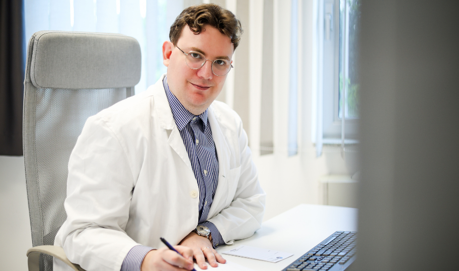 portret dr. med. Dražen Perica, specijalist endokrinologije i dijabetologije